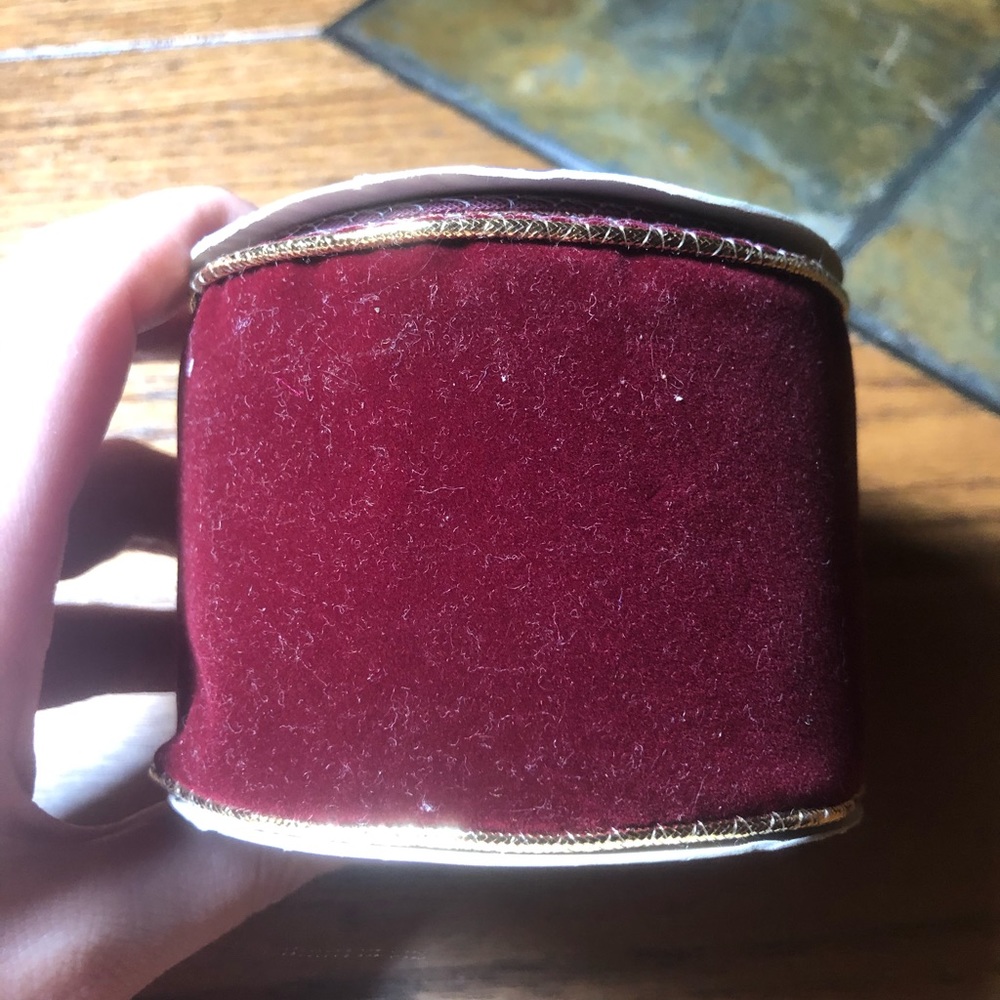 🌟3/$20 Festive Holiday Ribbons - Picture 4 of 8